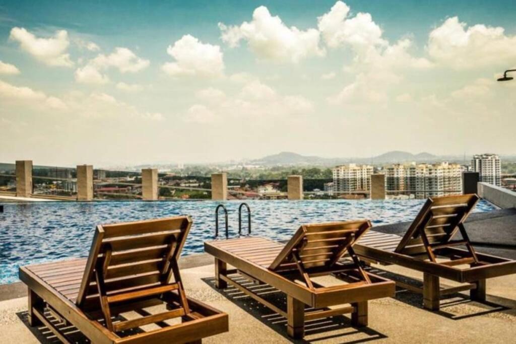 Imperio,Res - Melaka Raya -- Comfy -- Sunset View Apartment Exterior foto